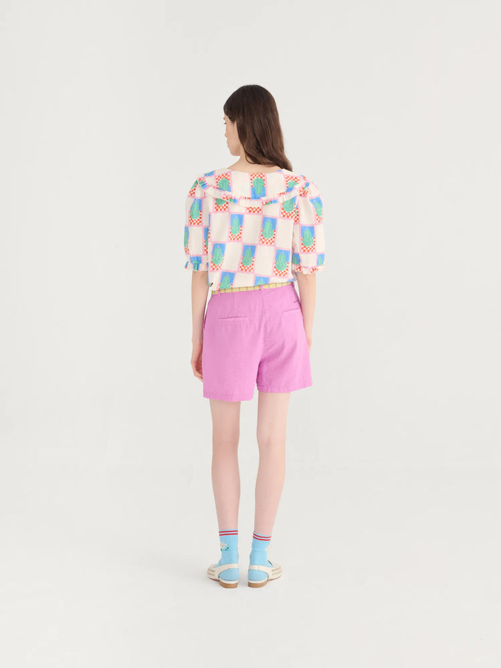 Pleated seersuker shorts