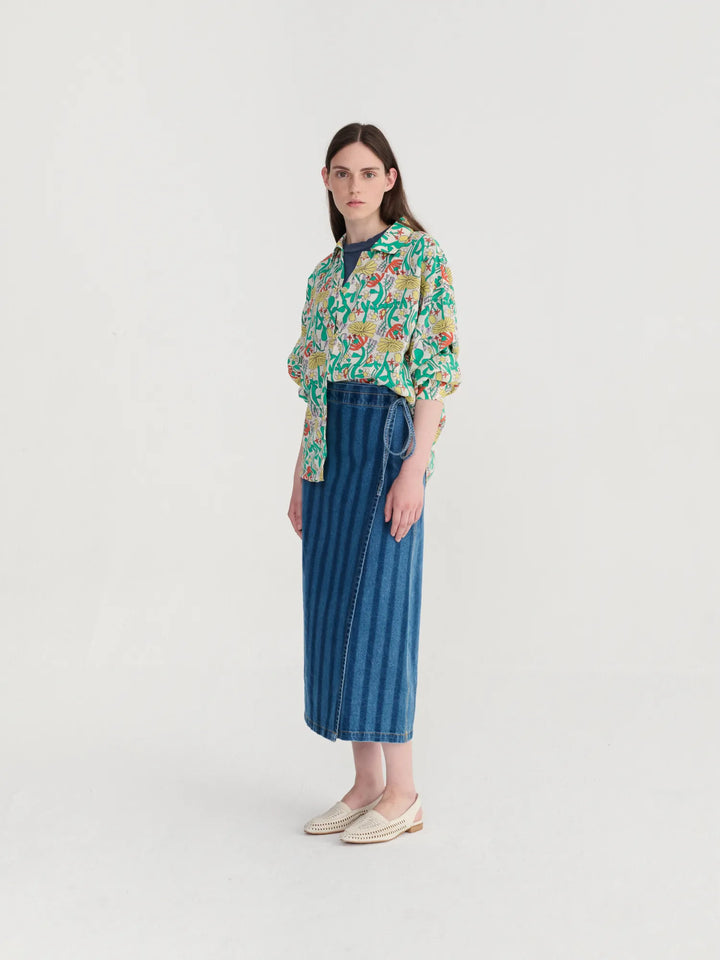 Color herbalist pattern collar shirt