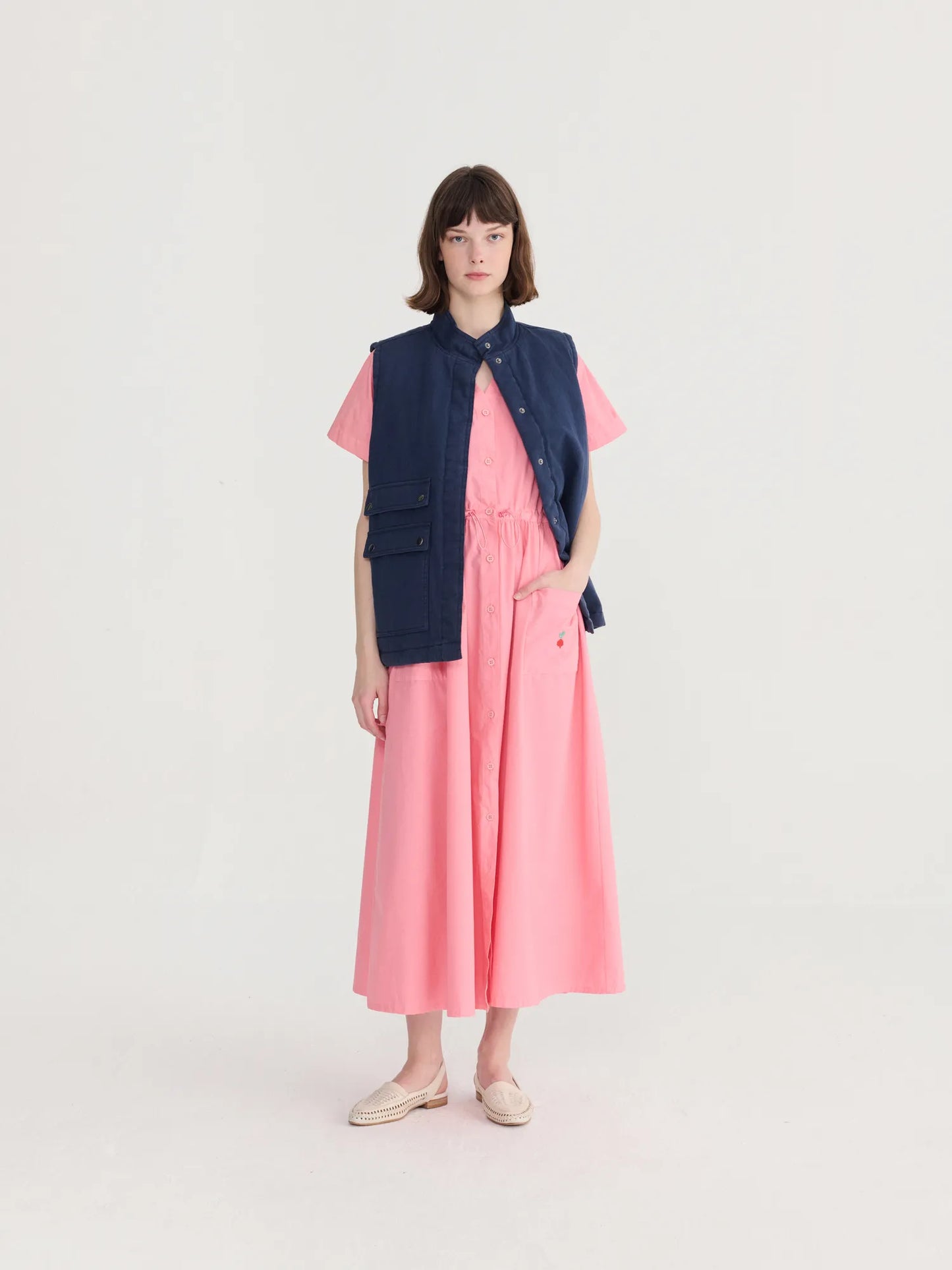 Vestit camiser amb coll en punta