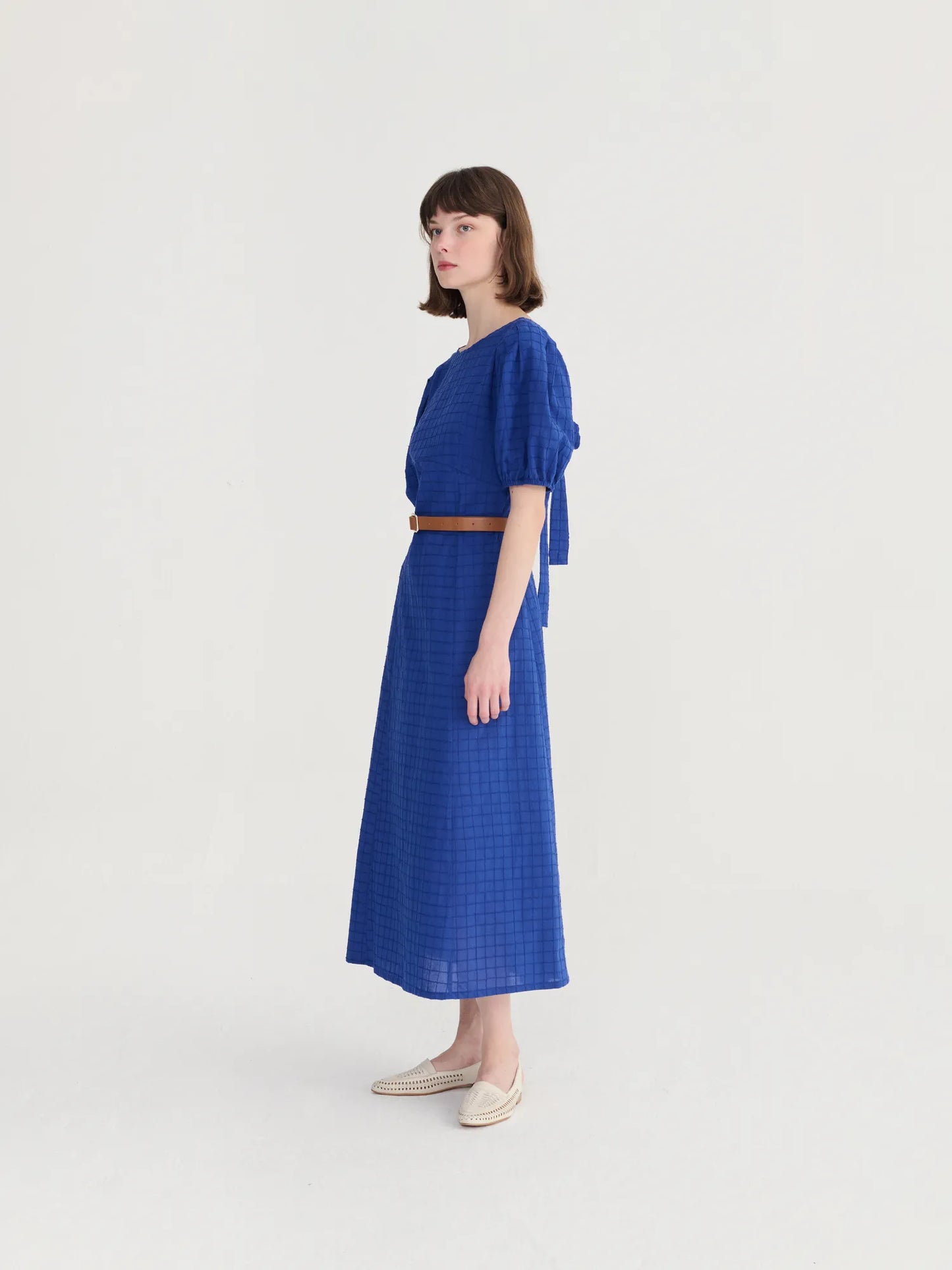 Fantasy cotton back cut dress