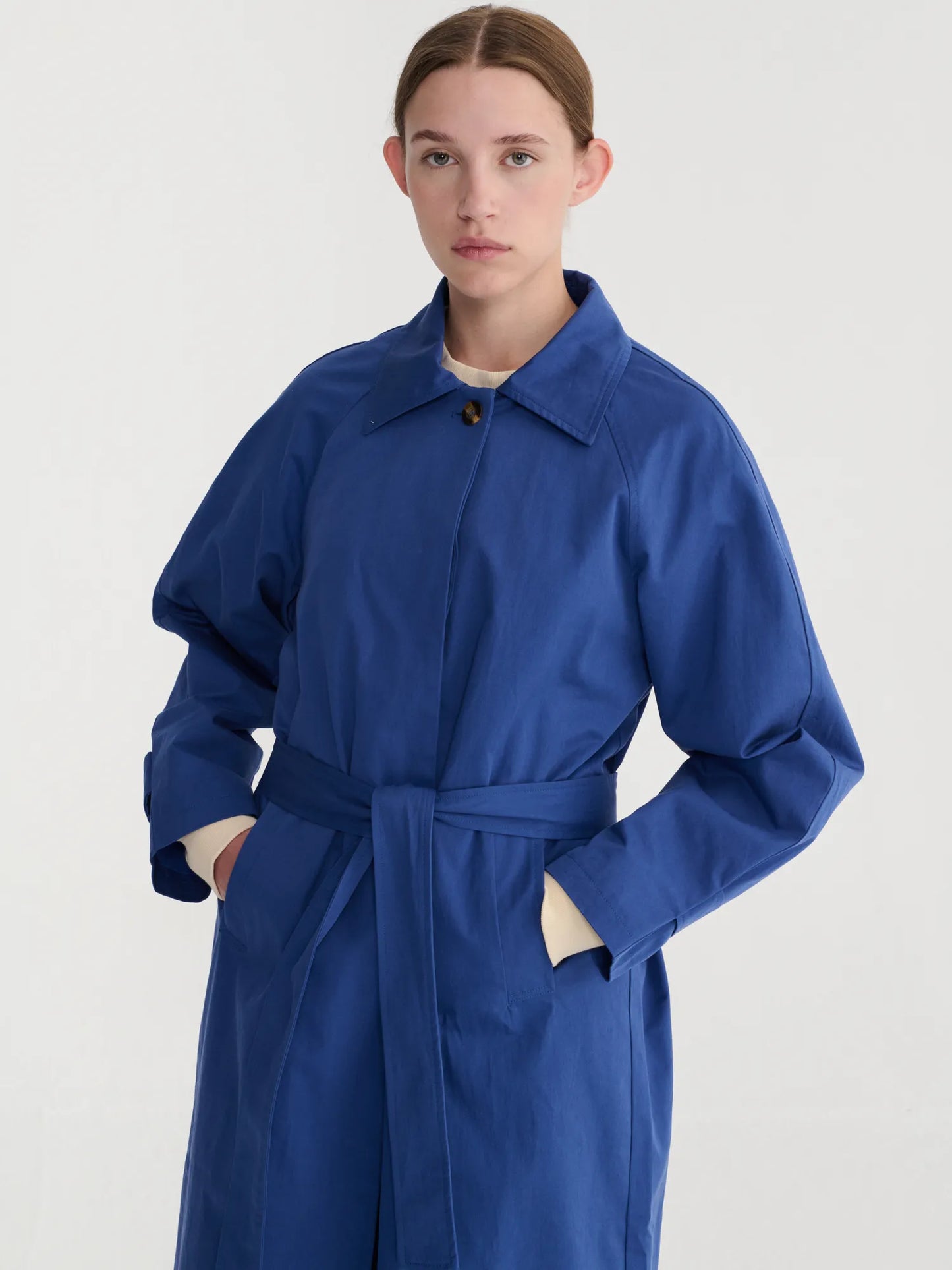 Embroidery trench