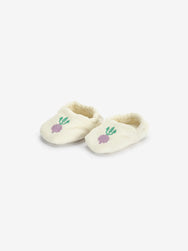 View product Cool radish all over slippers