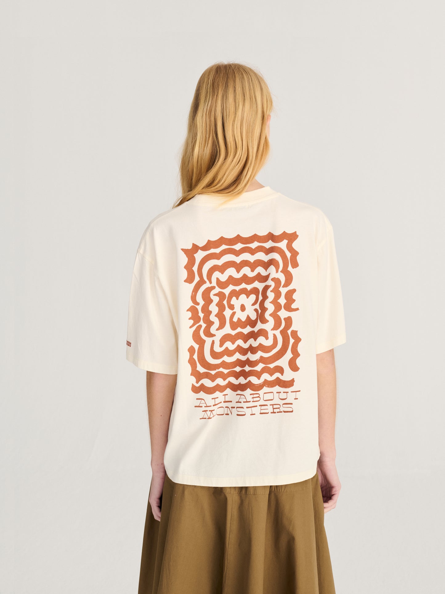 Dark Flower print relaxed T-shirt
